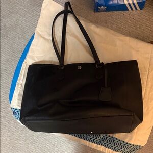 Women Tori birch tote bag

Some wear and tear
HAS DUSTER